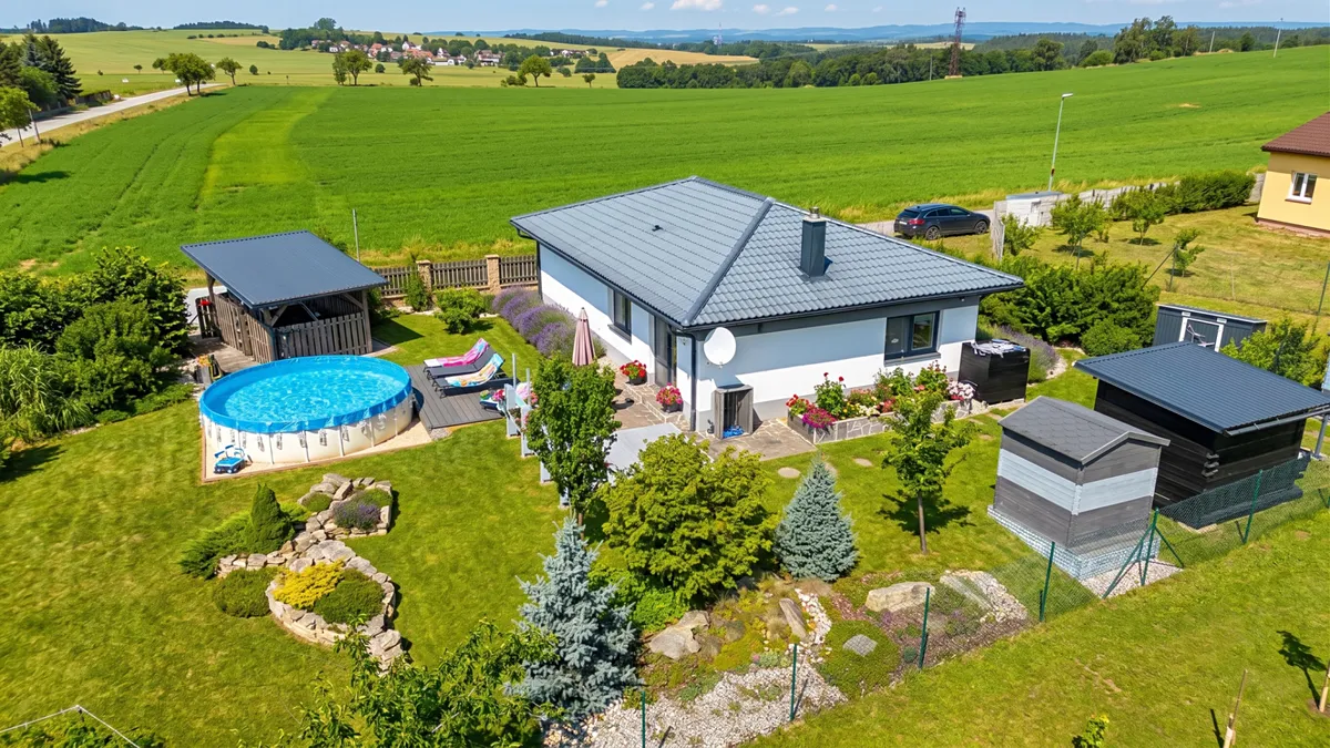 Prodej rodinného domu 101 m², pozemek 913 m²